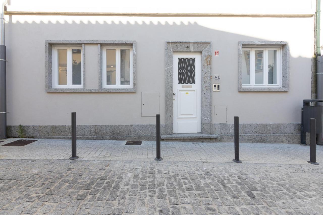 Dona Emilia Guest House & Studio Apartment Building Виана до Кастело Екстериор снимка