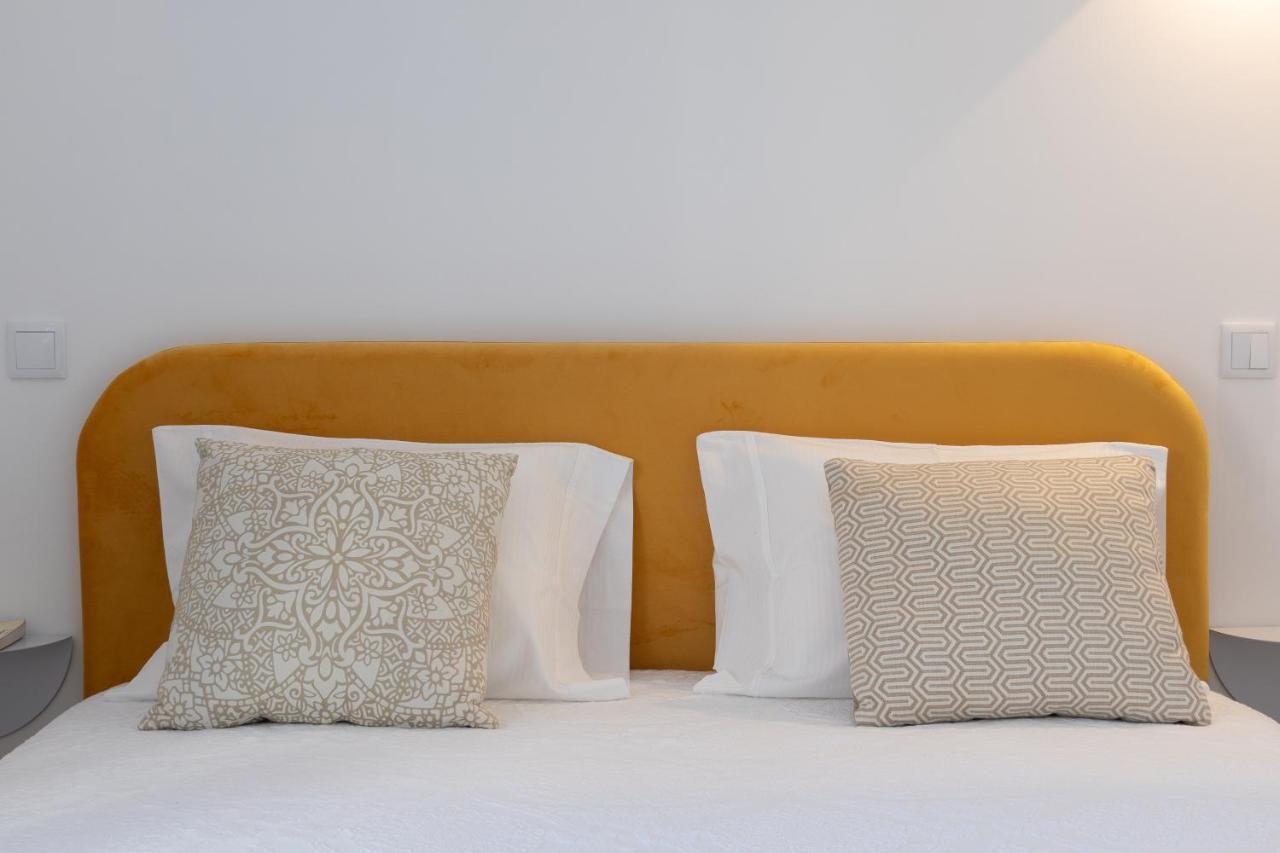 Dona Emilia Guest House & Studio Apartment Building Виана до Кастело Екстериор снимка
