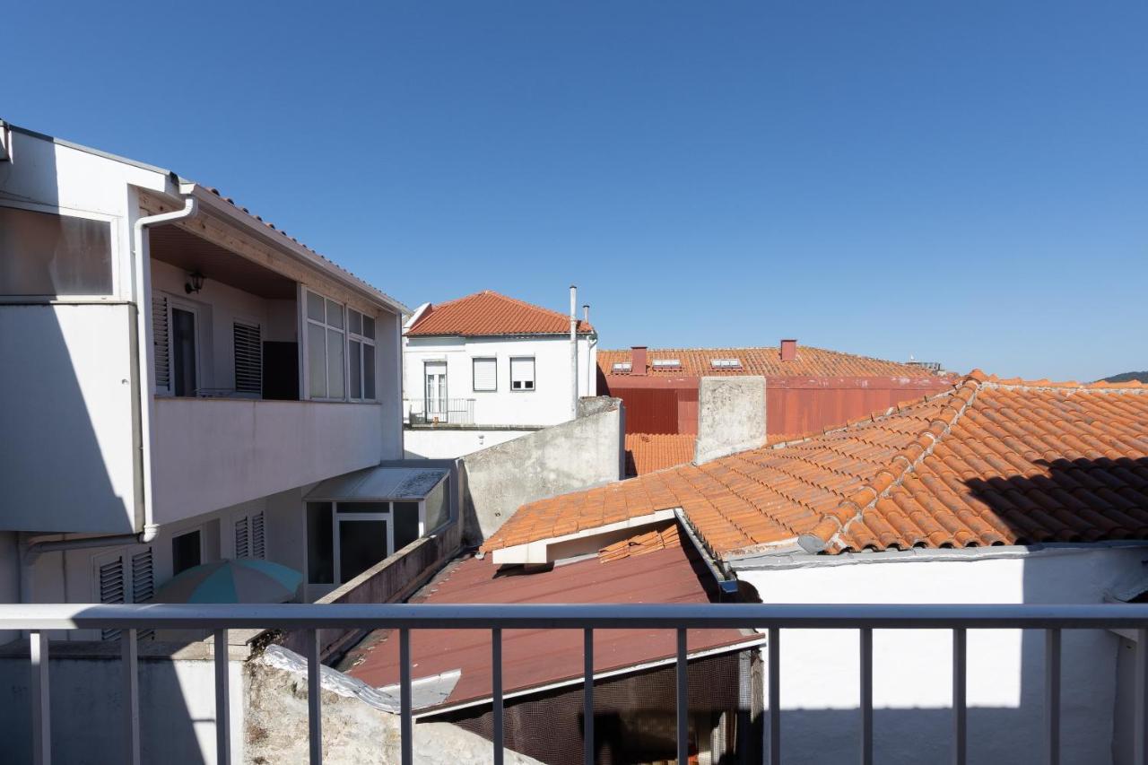 Dona Emilia Guest House & Studio Apartment Building Виана до Кастело Екстериор снимка