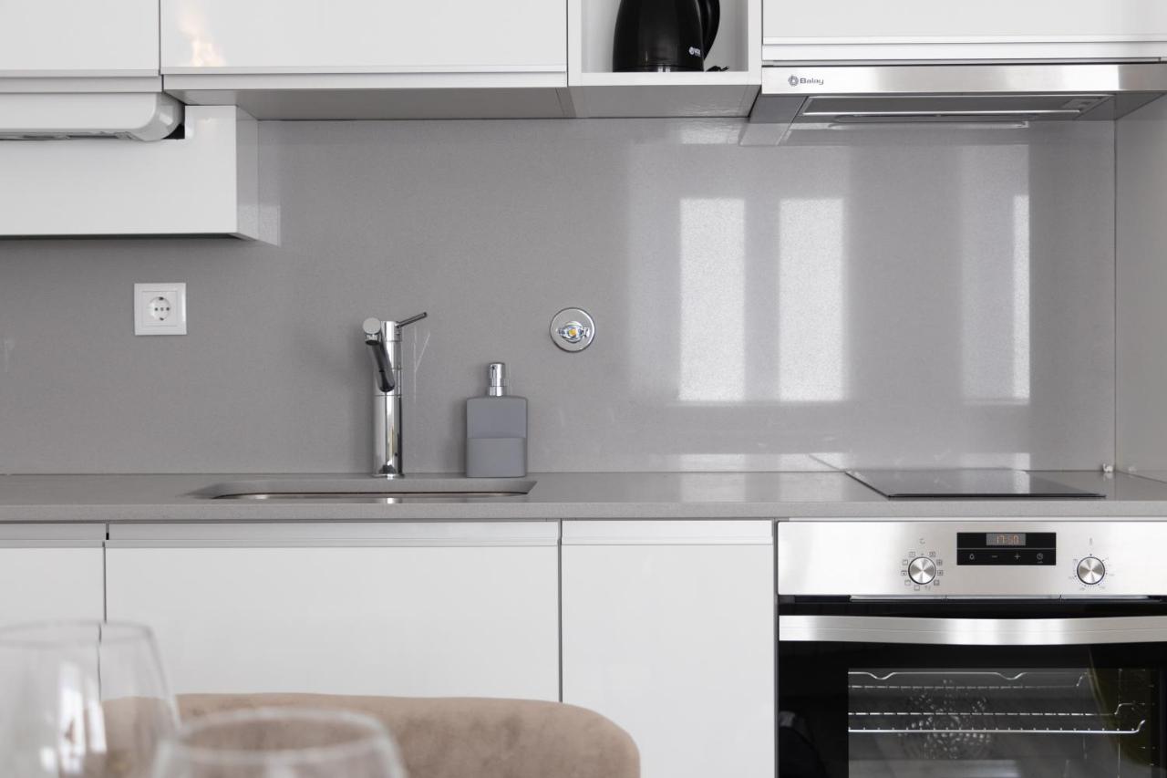 Dona Emilia Guest House & Studio Apartment Building Виана до Кастело Екстериор снимка
