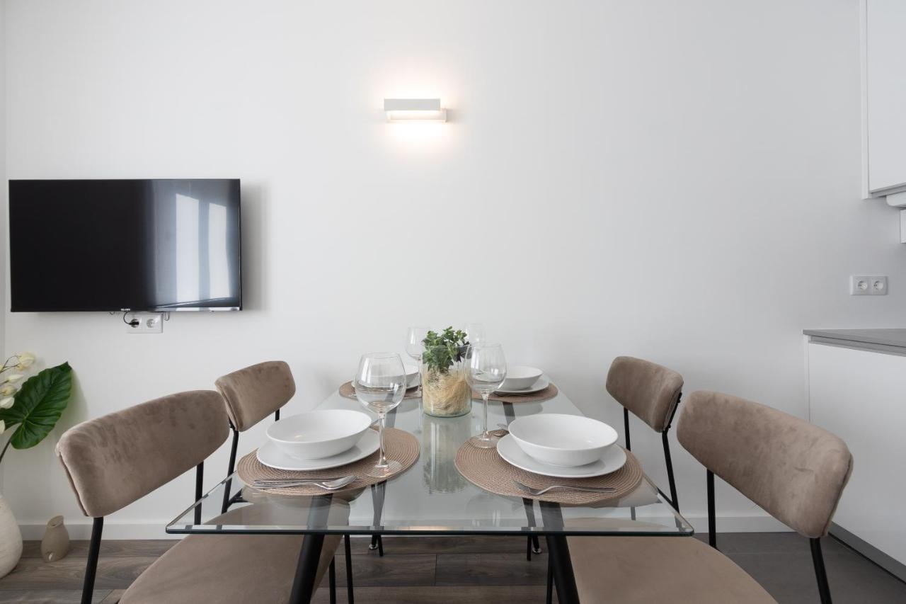 Dona Emilia Guest House & Studio Apartment Building Виана до Кастело Екстериор снимка