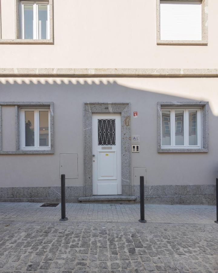 Dona Emilia Guest House & Studio Apartment Building Виана до Кастело Екстериор снимка