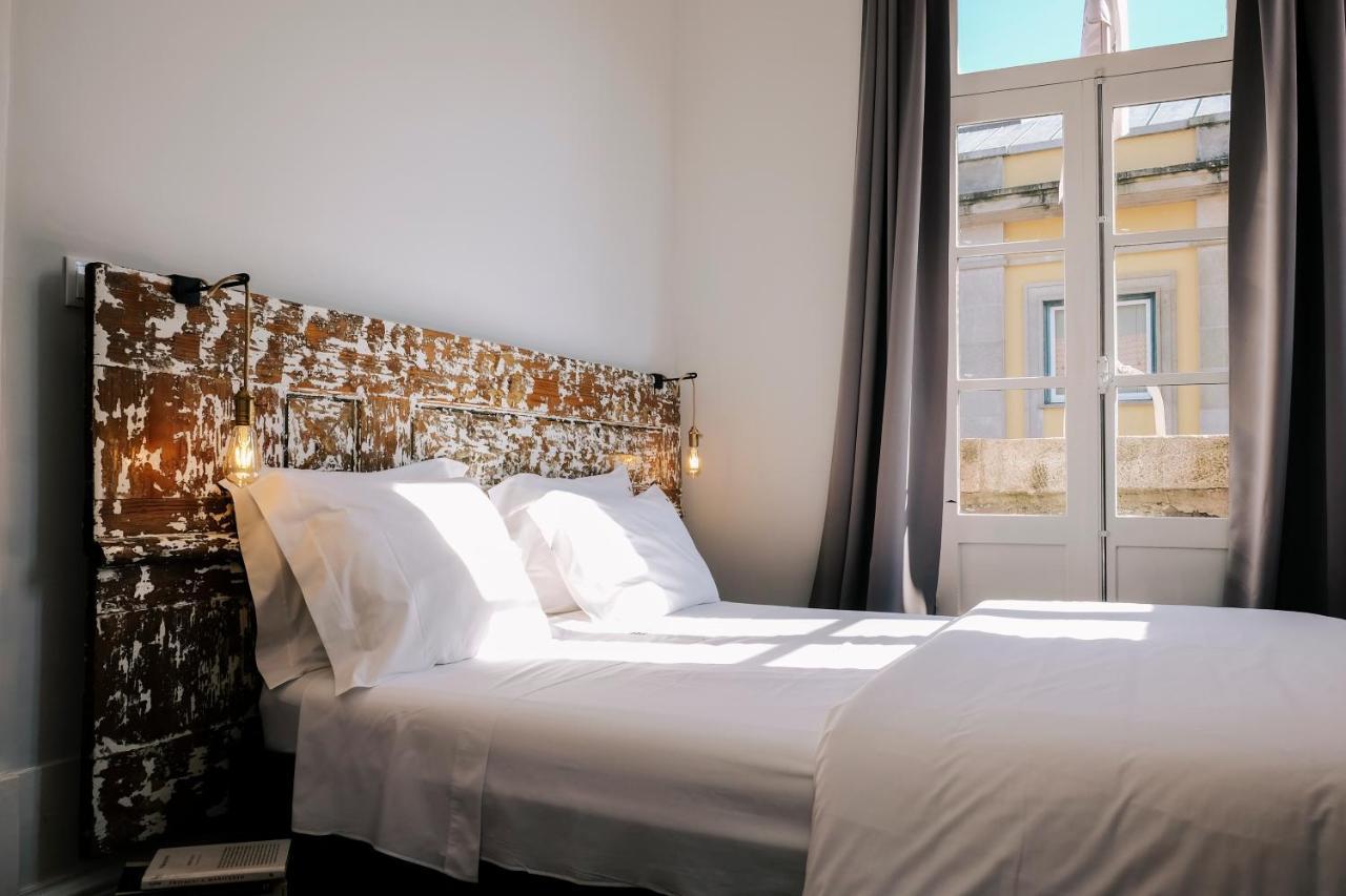 Dona Emilia Guest House & Studio Apartment Building Виана до Кастело Екстериор снимка