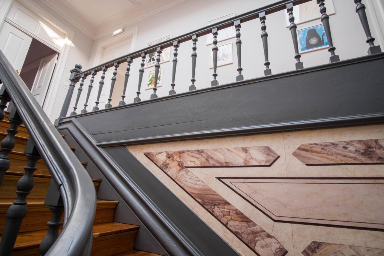 Dona Emilia Guest House & Studio Apartment Building Виана до Кастело Екстериор снимка